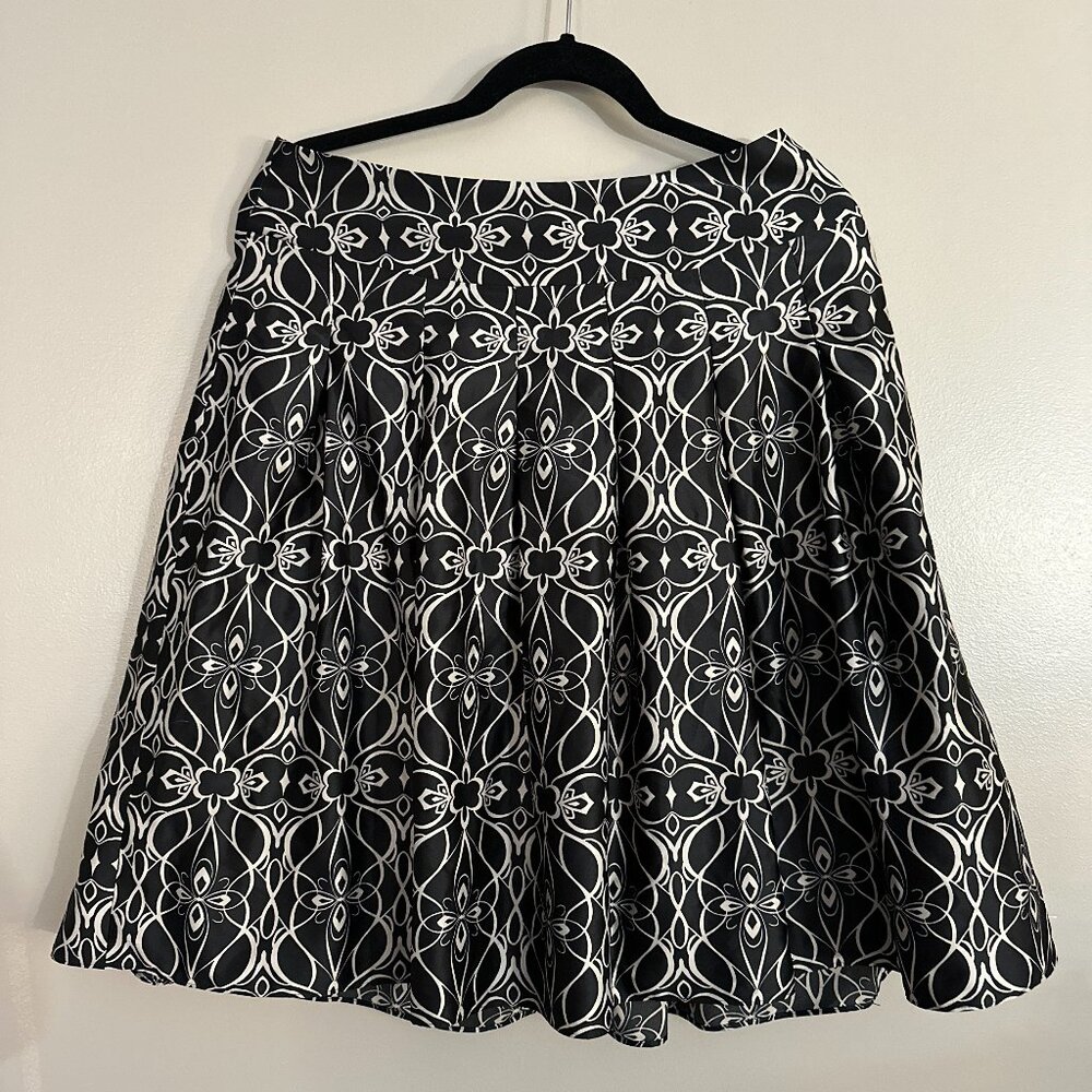Mossimo Supply Co Skirt Mid Length Formal Classy Black and Ivory Print
